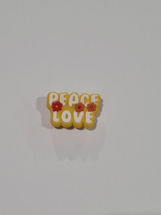 Peace Love Quote Hippy Charm / Jib - DAPAH Creations